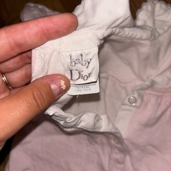 Baby Dior size 3 months, up to 13lbs - Picture 6 of 6